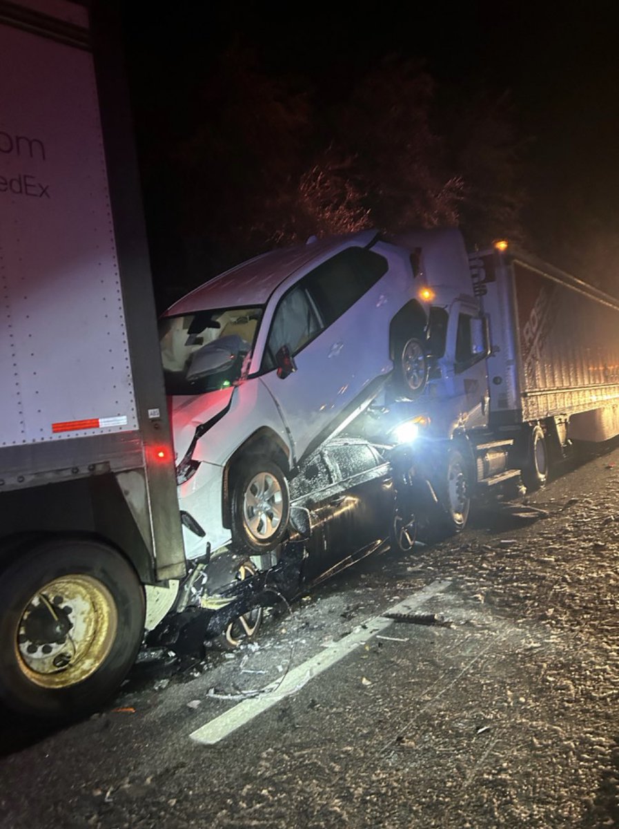 MassStatePolice's tweet photo. At 11:20 PM last night Troopers, firefighters and EMS responded to a chain-reaction crash involving approx 15 vehicles — inc multiple tractor trailers and personal vehicles — on the Pike EB in Brimfield. Multiple victims transported. Icing on road believed to be cause. https://t.co/RJoQbLM8SV