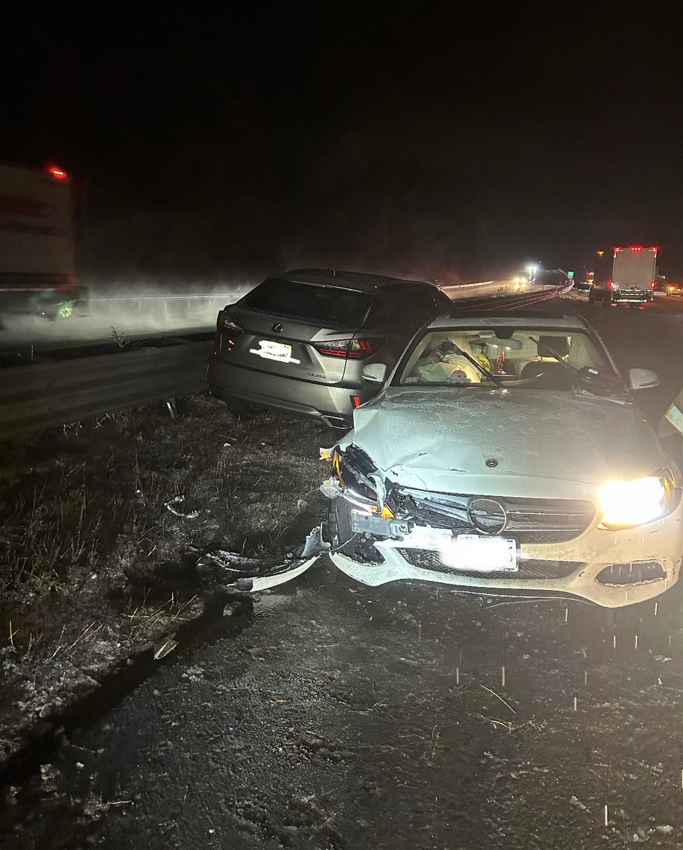 MassStatePolice's tweet photo. At 11:20 PM last night Troopers, firefighters and EMS responded to a chain-reaction crash involving approx 15 vehicles — inc multiple tractor trailers and personal vehicles — on the Pike EB in Brimfield. Multiple victims transported. Icing on road believed to be cause. https://t.co/RJoQbLM8SV