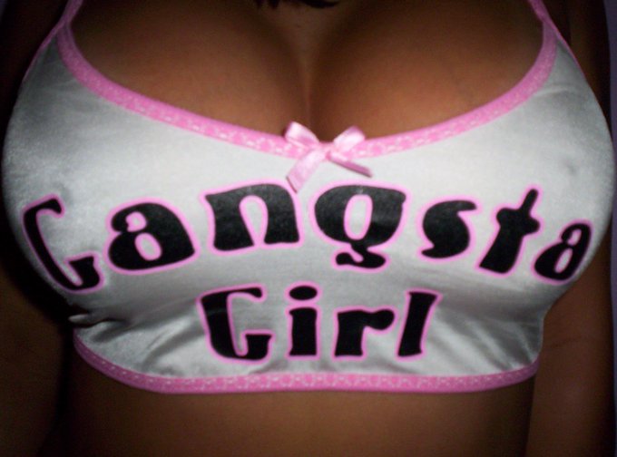 Good Morning! 😈I'm Throwing it Waaaaaaaaaaay Back Today! Which pic is your favorite?  Full pic sets &amp;<a href="/tag/happysundayfunday"class="tags"><span>#happysundayfunday</span></a><a href="/tag/onlyfans"class="tags"><span>#onlyfans</span></a>