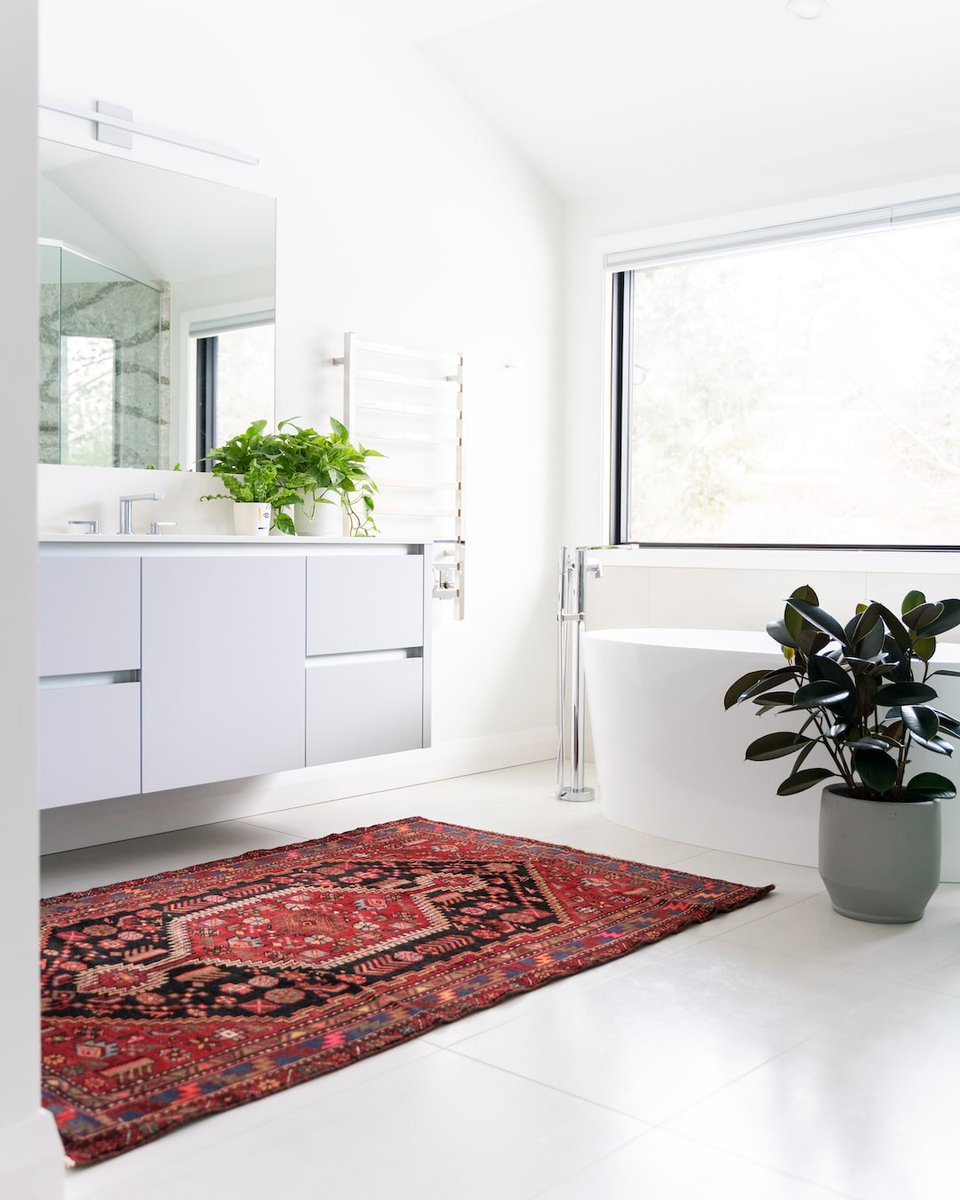 Would you put a rug in your bathroom? 🤔

#Homedecor #bathroom #home #house #interiordesign #homestyle #homestaging #livingroom #luxuryliving #dcstyle #bathroomstyle #bathroomdecor #bathroomdesign #dcbathrooms #mdrealestate #dcrealestate #dcstyling #homeselling #interiors ⁠