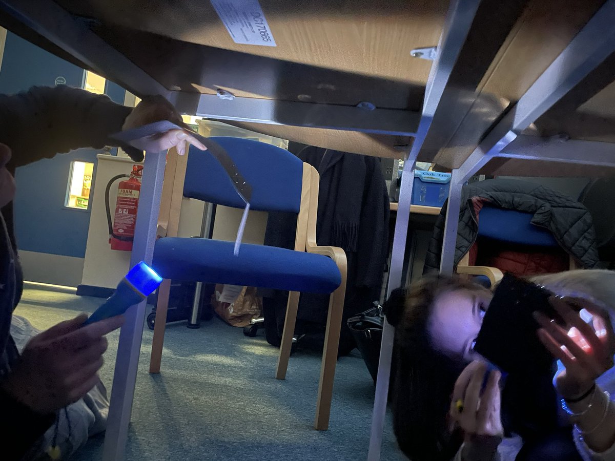 Another brilliant <a href="/ogdentrust/">Ogden Trust</a> #phizzi day yesterday with my lovely friend <a href="/EmmaCrisell/">Emma Crisell</a> 🙌🤩
<a href="/grove_road/">Grove Road Primary</a> 
<a href="/Coppice_Valley/">Coppice Valley Primary School</a> 
<a href="/RossettAcreSch/">Rossett Acre Primary</a> 
<a href="/NRigSchool11/">North Rigton Primary School</a> 
All Saints Primary 
St Peter’s Primary 
Pannal Primary 
Richard Taylor Primary