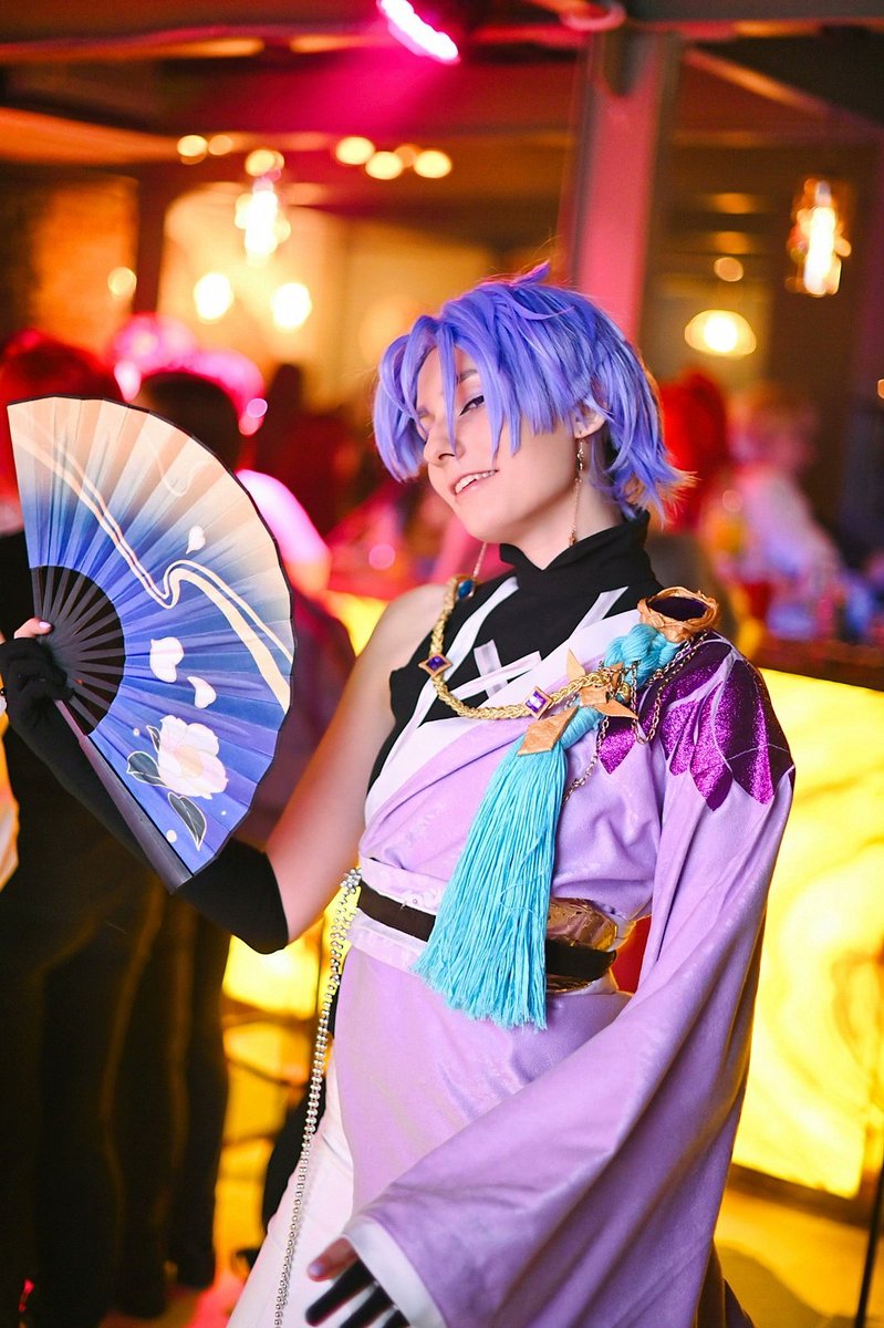 I post here my cosplay to celebrate favorite fandom anniversary 💕😊

Personally, i'm a kuya simp and i really love how his character is becoming more tender and caring

I wish, Nu: Carnival will have many more bright days and juicy content XD
#NUCarnival1stAnniversary