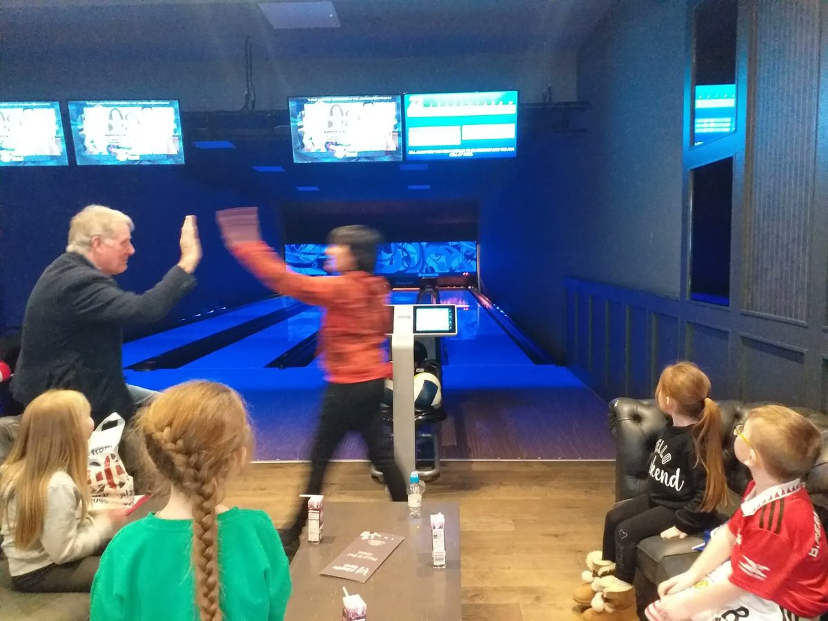Bowling- It’s right up our alley. During the half term we took young carers to knock down some pins! We hope they found the experience unforgeta-bowl! #youngcarers #bowling #youngcarer