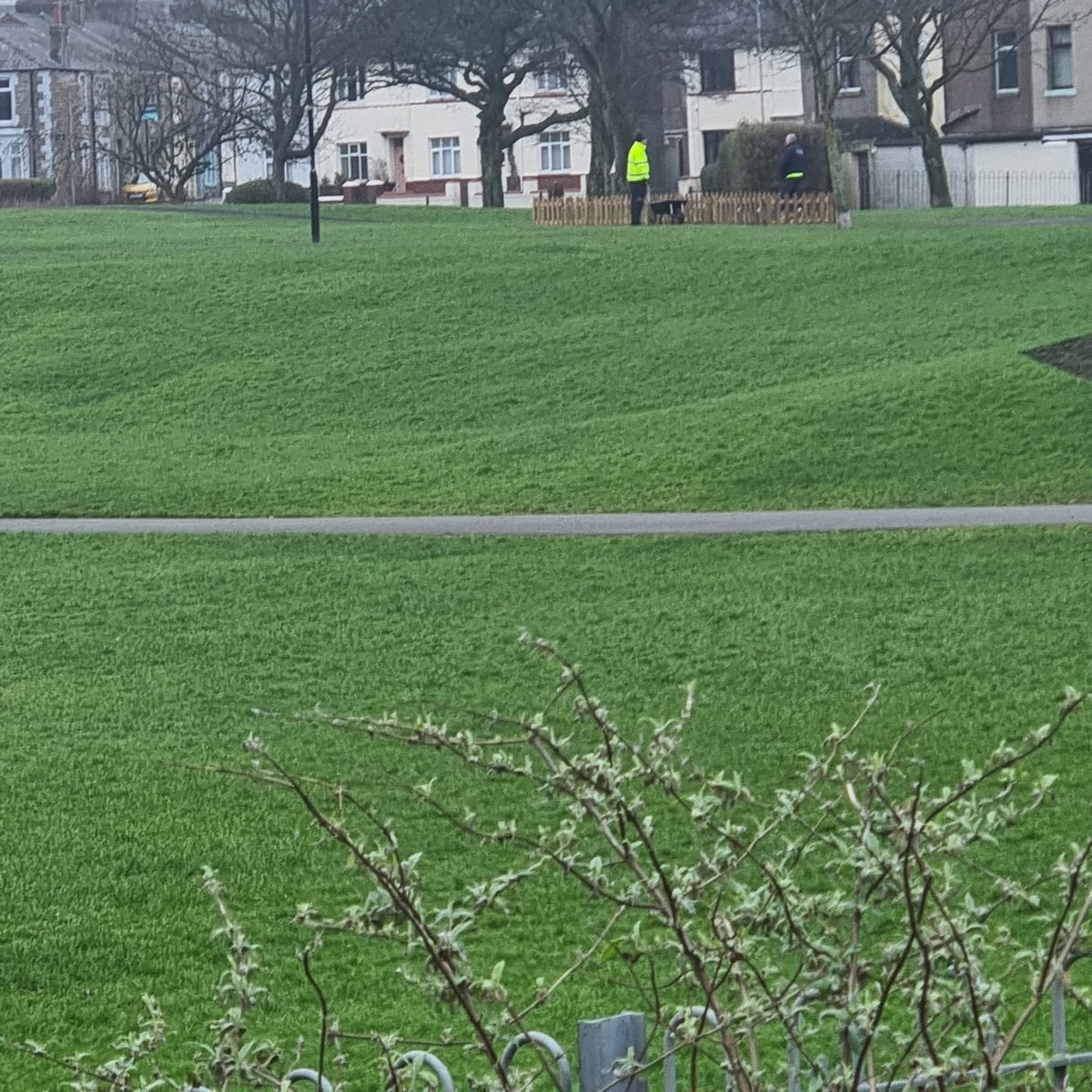 blackie1981's tweet photo. @bushontheradio Confirmation the local council are attending the Rose pants https://t.co/ioKv9QcpAk
