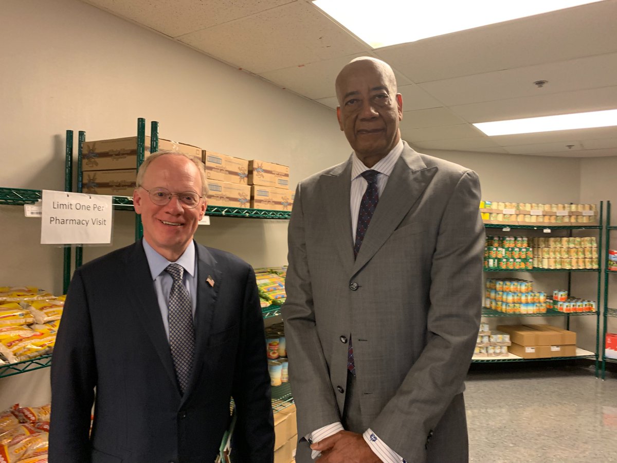 DrJosephWebbCEO's tweet photo. Thank you, @RepJohnRose, for visiting @NashGenHospital yesterday. We appreciate the opportunity to continue the important discussion around healthcare in our community. https://t.co/FiNRDh0dPW