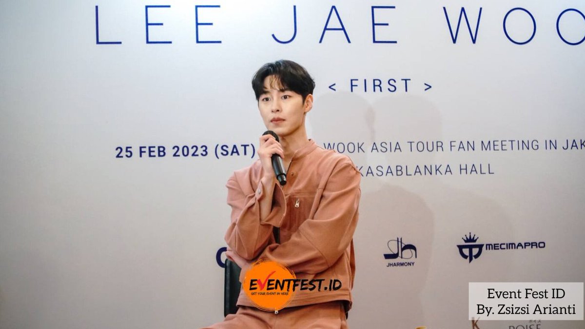 eventfest_id's tweet photo. PRESS CONFERENCE
✨️2023 LEE JAE WOOK Asia Tour Fan Meeting <FIRST> in Jakarta ✨️
🗓 24/02/2023
Pada press conference hari ini, Lee Jae Wook menyampaikan dirinya ingin sekali mencoba makanan khas Indonesia, yaitu Nasi Goreng!
#LeeJaeWookFIRSTinJKT @mecimapro #EventFestID https://t.co/VnBvd1gKo0