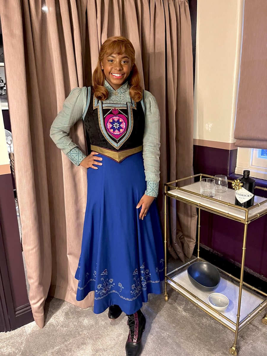 char🐸 tweet media