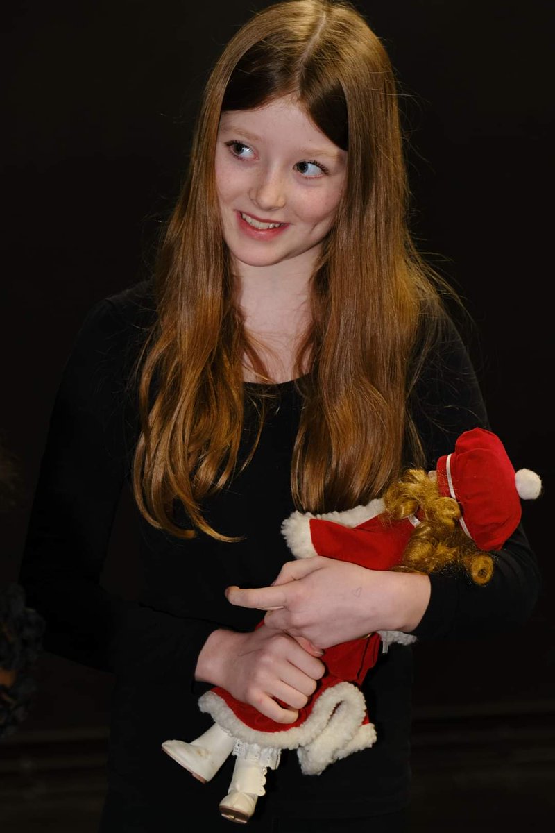 Happy Fri-yay! 

I just wanted to say thank you to Barry Taylor for our brilliant new photographs - just look at Molly in this one - absolutely beautiful!

Have a great day everyone - not long until the weekend!!!! 🥰🥳