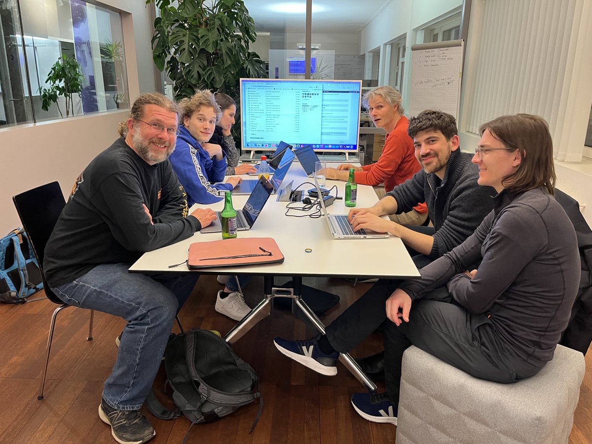 Great turnout <a href="/Hackergarten/">Hackergarten</a> yesterday. 🤩 We played cards in Rust and fixed image transforms in GPX Animator. Storycoder got a simplification of the story creation workflow and we did a deep dive into the ActivityPub API of Fediverse. #Zurich  #Hackergarten #OpenSource #Fediverse
