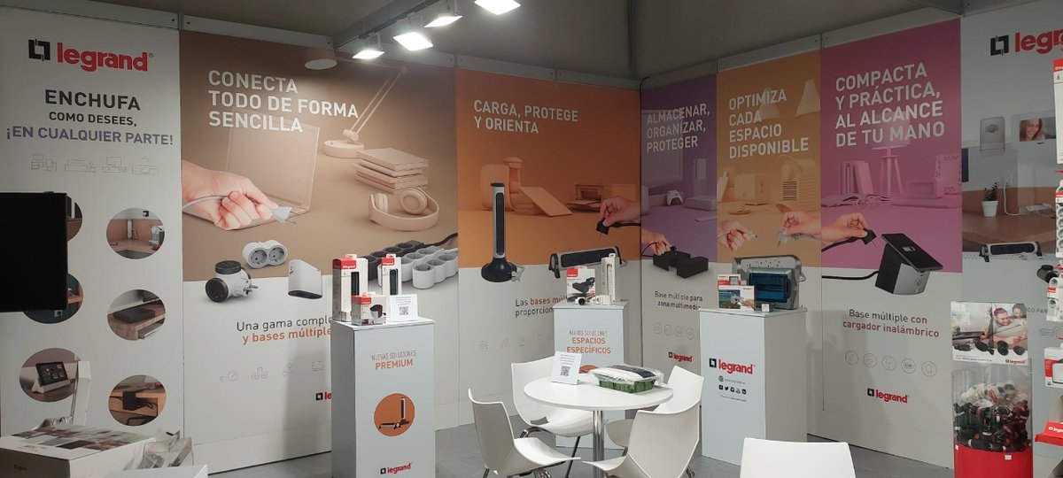 LegrandGroupES's tweet photo. 📢¡Estamos en #Expocadena 2023! Si eres socio de #Ehlis visítanos y conoce nuestras novedades y ofertas ¡te esperamos!

📍 pabellón 3 stand A32 @BEC_Bilbao 
🗓️ 24 y 25/02

#Legrand #mecanismos #basesmúltiples #regletas #interruptores #enchufes #canal #cargadores #inalámbricos https://t.co/ERuYnJnjG8