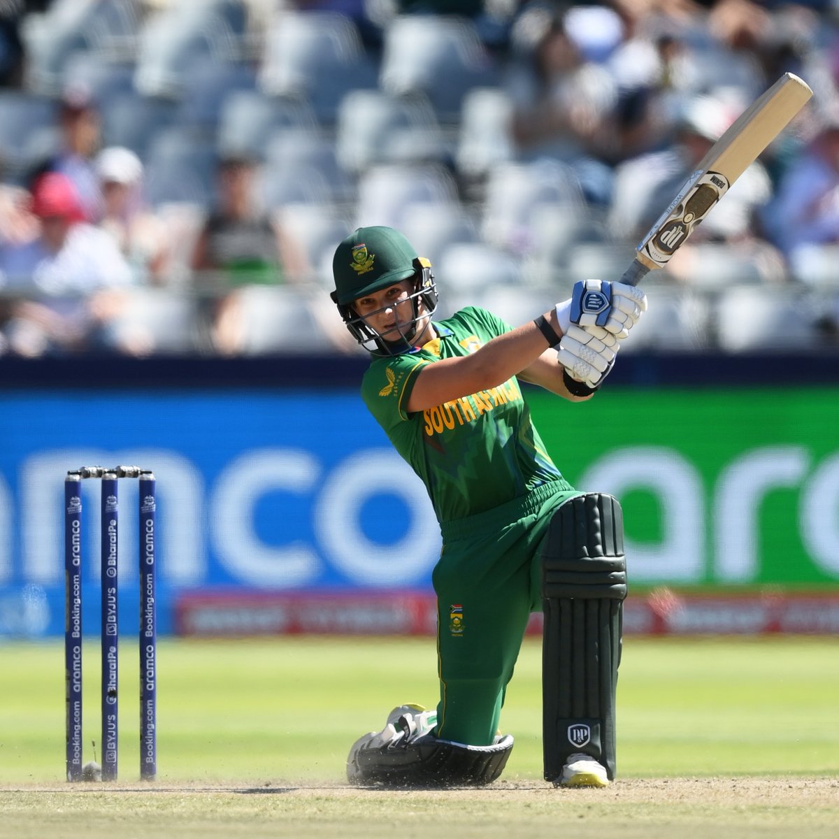 Laura Wolvaardt's cover drive = poetry in motion 💚 

#T20WorldCup | #ENGvSA LIVE ▶️ es.pn/3IssRbE