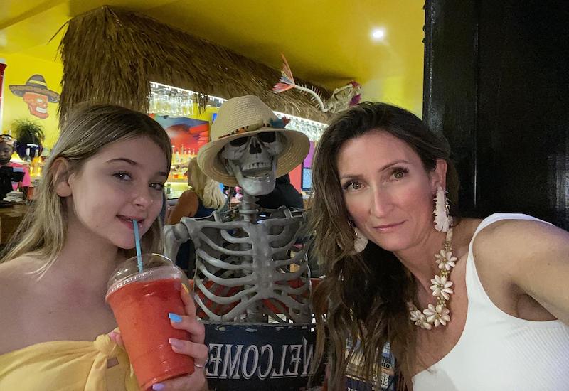 ylind's tweet image. My friend, Amber, is a finalist in Ports of Call Resort’s Story Contest. Help me rally votes: flip.to/r/hti5p @portsofcall1