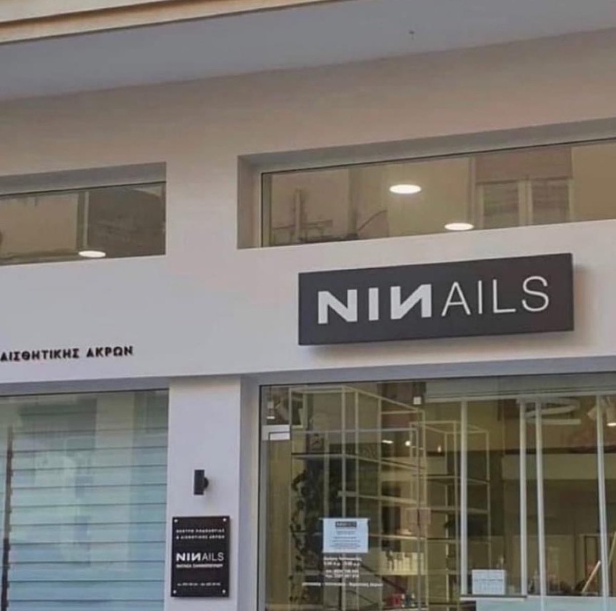 seems legit 💅🏼