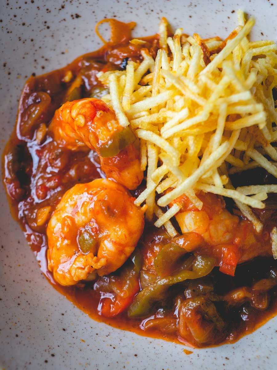 Especial fin de semana! Sabor en mayusculas;  AJOARRIERO CON GAMBONES 
#ellaul #restaurantespuertodesantamaria #restaurantes  #ElPuertoDeSantaMaria