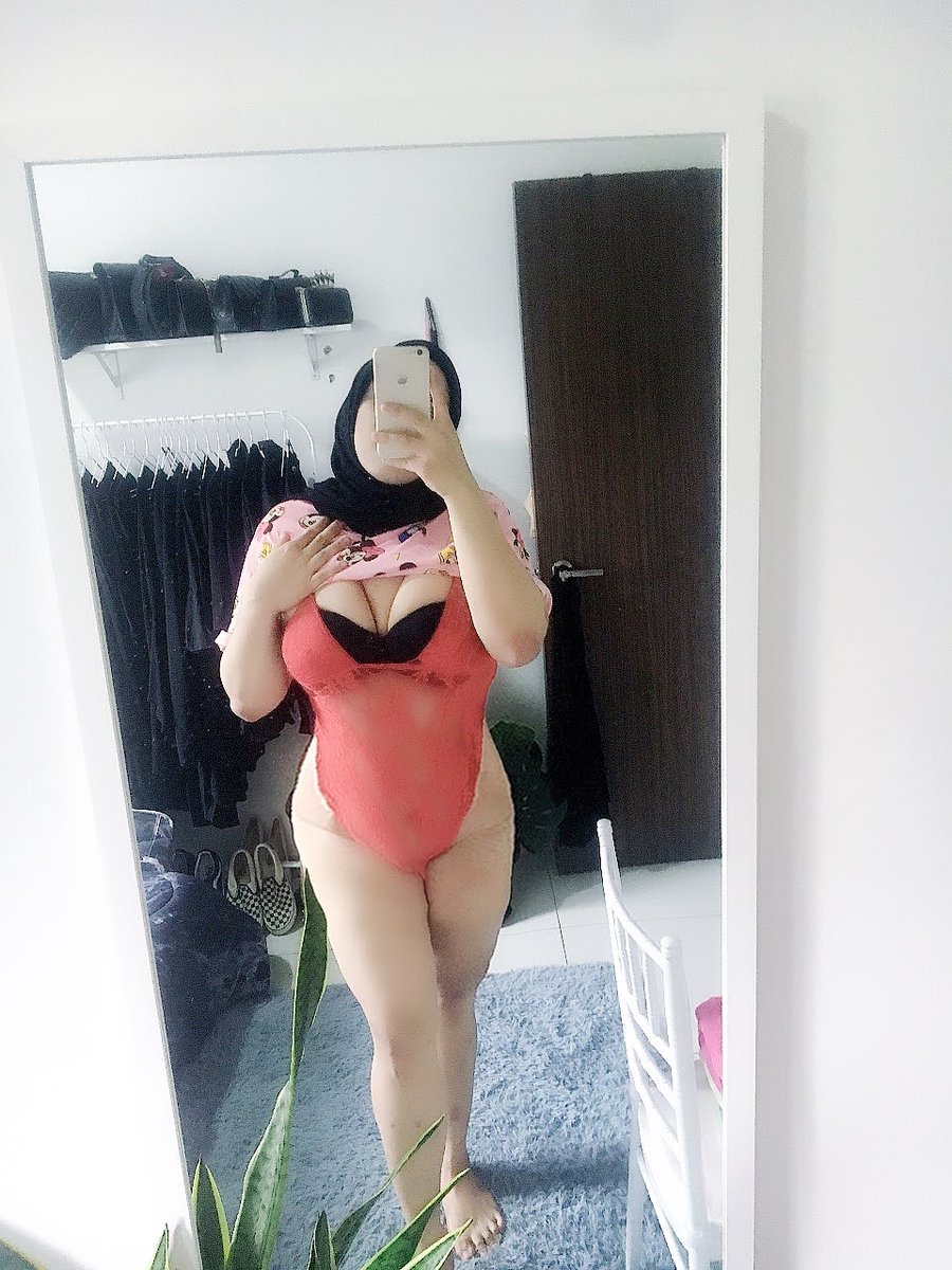 SashaMendozaTS's tweet photo. RT if you like my lingerie https://t.co/EHtfpY3S7l