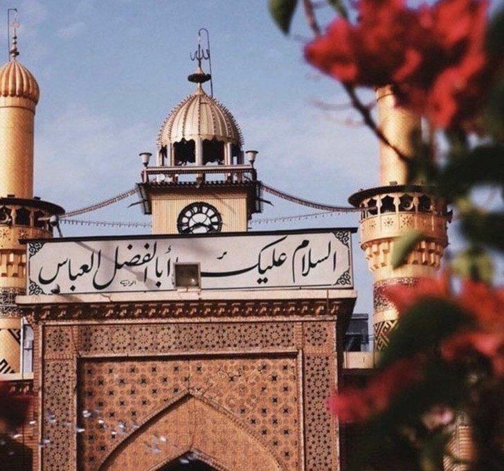najaf_li's tweet photo. جیسے سورج کے بعد چاند آتا ہے ✨
ویسے حسینؑ کے بعد عبّاسؑ آتا ہے 👑
#ولادت_ابوالفضل_عباسؑ https://t.co/W6ROta8pbK