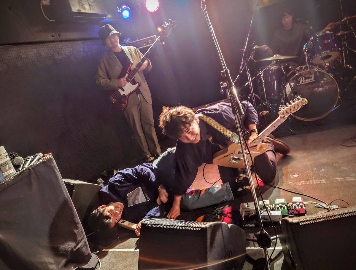 araitakahiro66's tweet photo. いいもん観たわ.
#TheYesters
#TheUgoes https://t.co/xjVmkAniYC