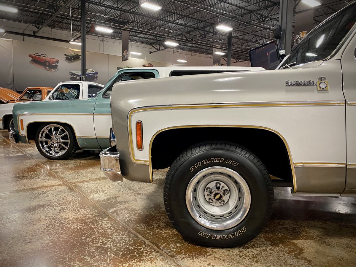 RKMotors's tweet photo. Fun fact: 1977 was the only year #Chevrolet trucks featured yellow trim paint.
#Chevy #Truck #Pickup #ChevyNation #GMTrucks #ChevroletPerformance #ClassicTrucks #C10 #ChevyC10 #StreetChevyNation #RKMotors #Blazer #ChevyBlazer #K5 #K5Blazer #SquareBody #SquareBodySyndicate https://t.co/YOQP80R2vU