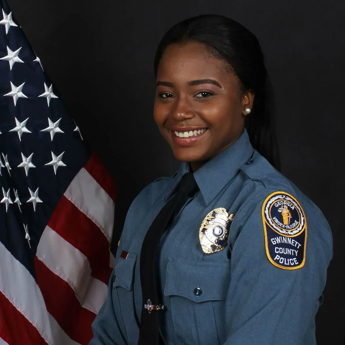 GwinnettPd's tweet photo. Gwinnett Police #ProfilesInExcellence: Investigator Jeanevone Dorvil
Investigator Dorvil started her career at West Precinct six years ago and is now a member of the Backgrounds and Recruiting Unit. She's proud to make a difference in her community!
#GwinnettPD https://t.co/QBR7jUj7uJ