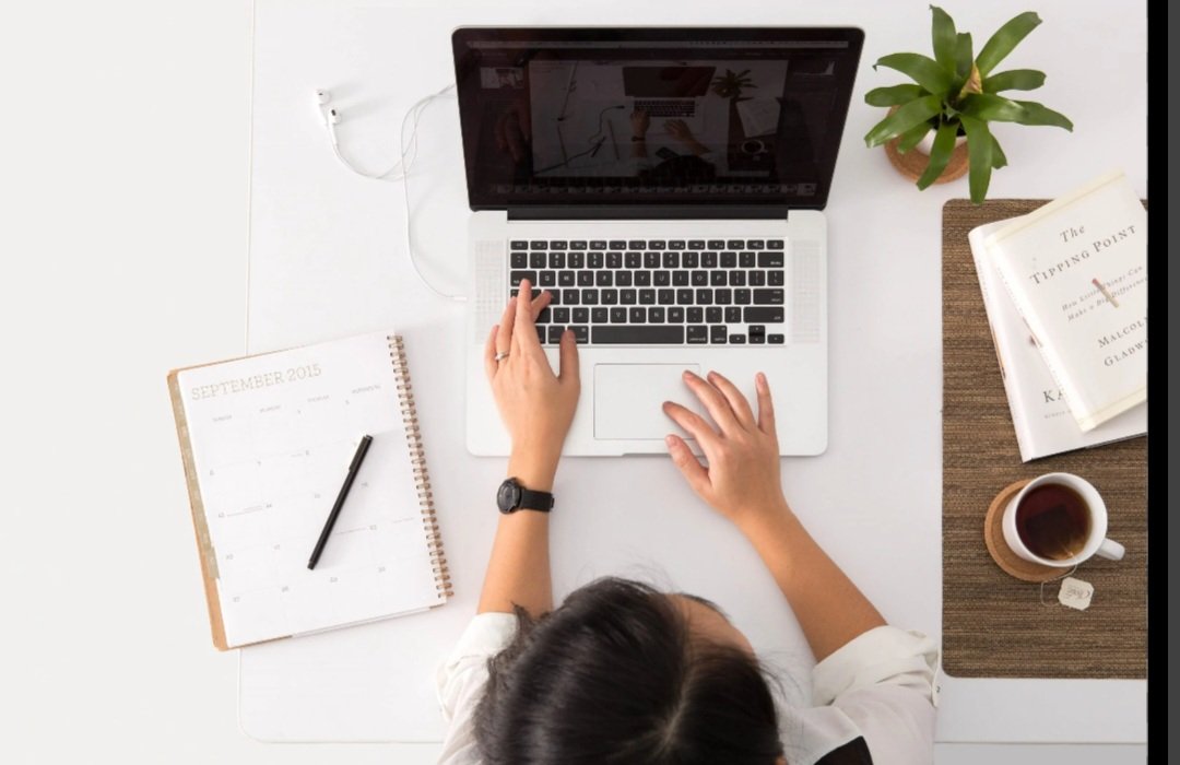 SMPBonusTH's tweet image. 📢 รับสมัครเจ้าหน้าที่การตลาด📢
แบบ 
full Time 
Part Time 
สามารถทำงาน work from home ที่บ้านได้

สวัสดิการ;
- ประกันสังคม
- เงินเดือนประจำ 10,000 - 50,000 บาท
- ค่าคอมมิชชั่น
20,000 - 200,000 บาท
- ค่าน้ำมัน 5,000 บาท

ติดต่อสอบถาม
ไลน์ bonusth22