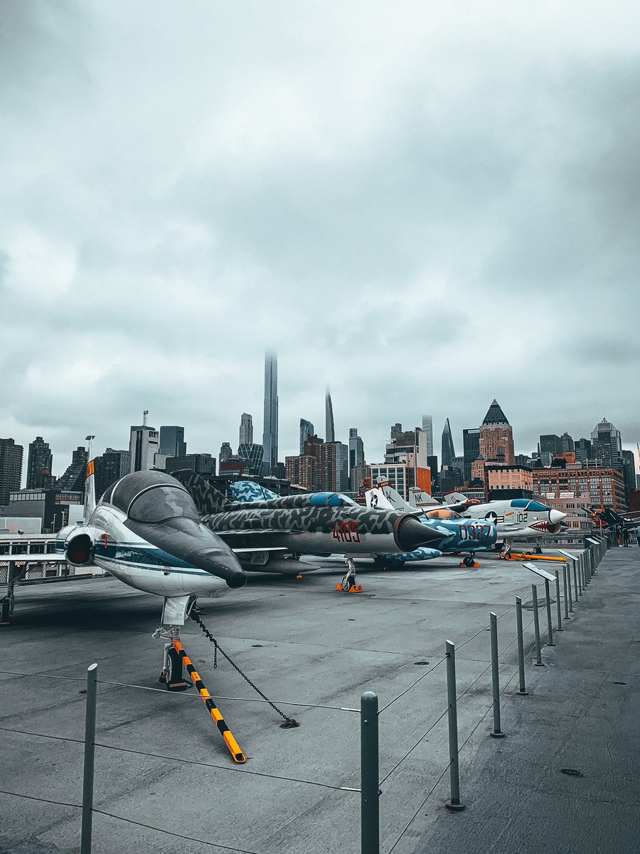 • Intrepid New York • 
.
.
.
#intrepid #newyork #nyc #newyorkcity #usa #winter #aviation #aviones #airplane