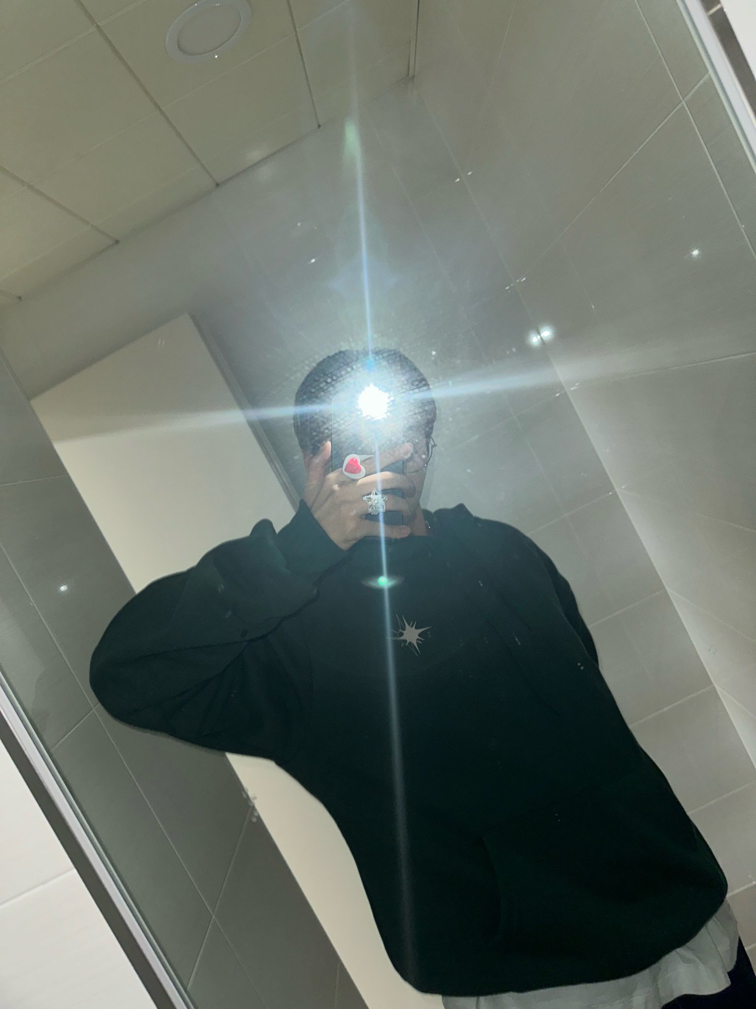 FpvLucbXoAk_siX?format=jpg&name=large