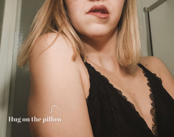 &Agrave; 1000 abonn&eacute;s Twitter je fais un concours pour gagner des mym 😏 https://t.co/6Ogr9sJkK7<a href="/tag/model"class="tags"><span>#model</span></a><a href="/tag/art"class="tags"><span>#art</span></a><a href="/tag/hot"class="tags"><span>#hot</span></a><a href="/tag/butt"class="tags"><span>#butt</span></a><a href="/tag/nude"class="tags"><span>#nude</span></a><a href="/tag/ass"class="tags"><span>#ass</span></a><a href="/tag/erotic"class="tags"><span>#erotic</span></a><a href="/tag/erotique"class="tags"><span>#erotique</span></a>