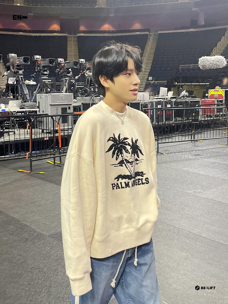 onlyonejaeyun's tweet photo. jake 😭😭 https://t.co/0Htcdz4lav
