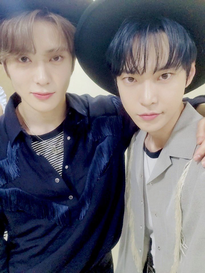 fancyverse_'s tweet photo. วันนั้นตาถึง                         วันนี้เลยได้หึงครับ https://t.co/thPCiqoFnE