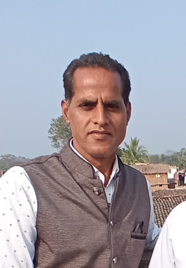 ChhabimanyuSad2's tweet photo. मा. मुख्यमंत्री @bhupeshbaghel जी
छत्तीसगढ़ के 1.50 लाख शिक्षक एलबी संवर्ग को #पुरानी_पेंशन_योजना का लाभ नही मिल पा रहा है कृपया प्रथम नियुक्ति तिथि से सेवा गणना करते हुए #पूर्ण_पेंशन प्रदान करने की कृपा करें
@kharge @RahulGandhi @priyankagandhi  @kumari_selja @ChhattisgarhCMO https://t.co/YDM8eG7RHs