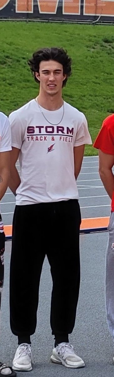 runsehs's tweet photo. We see you @ksacha312!  Huge lifetime PR in his freshman season!  49.FLAT!  #HesaFRESHMAN! @sToRm_NaTiOn1 https://t.co/qer0IEAoDj