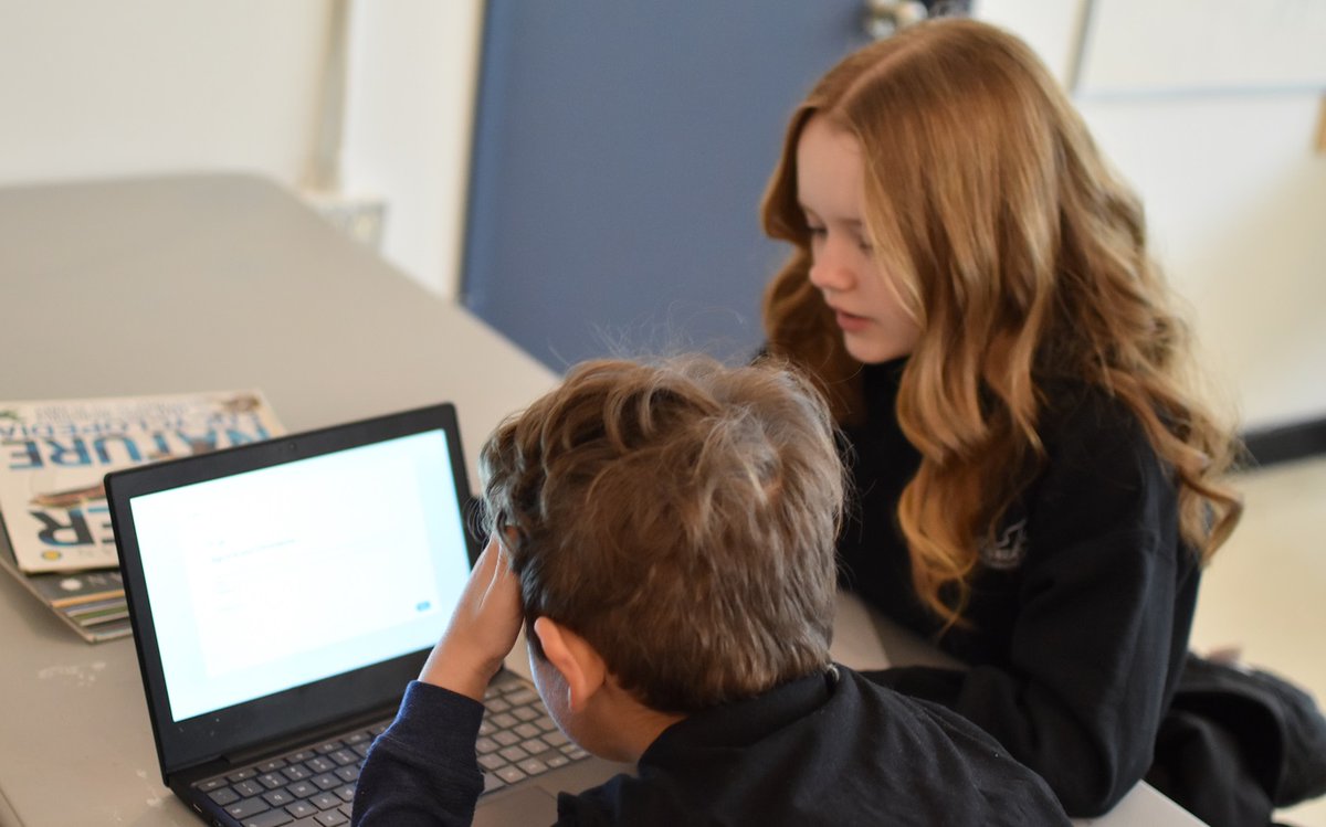 SBC_Technology's tweet image. Lots of collaboration and learning about Chromebooks today in the @SBC_LC!