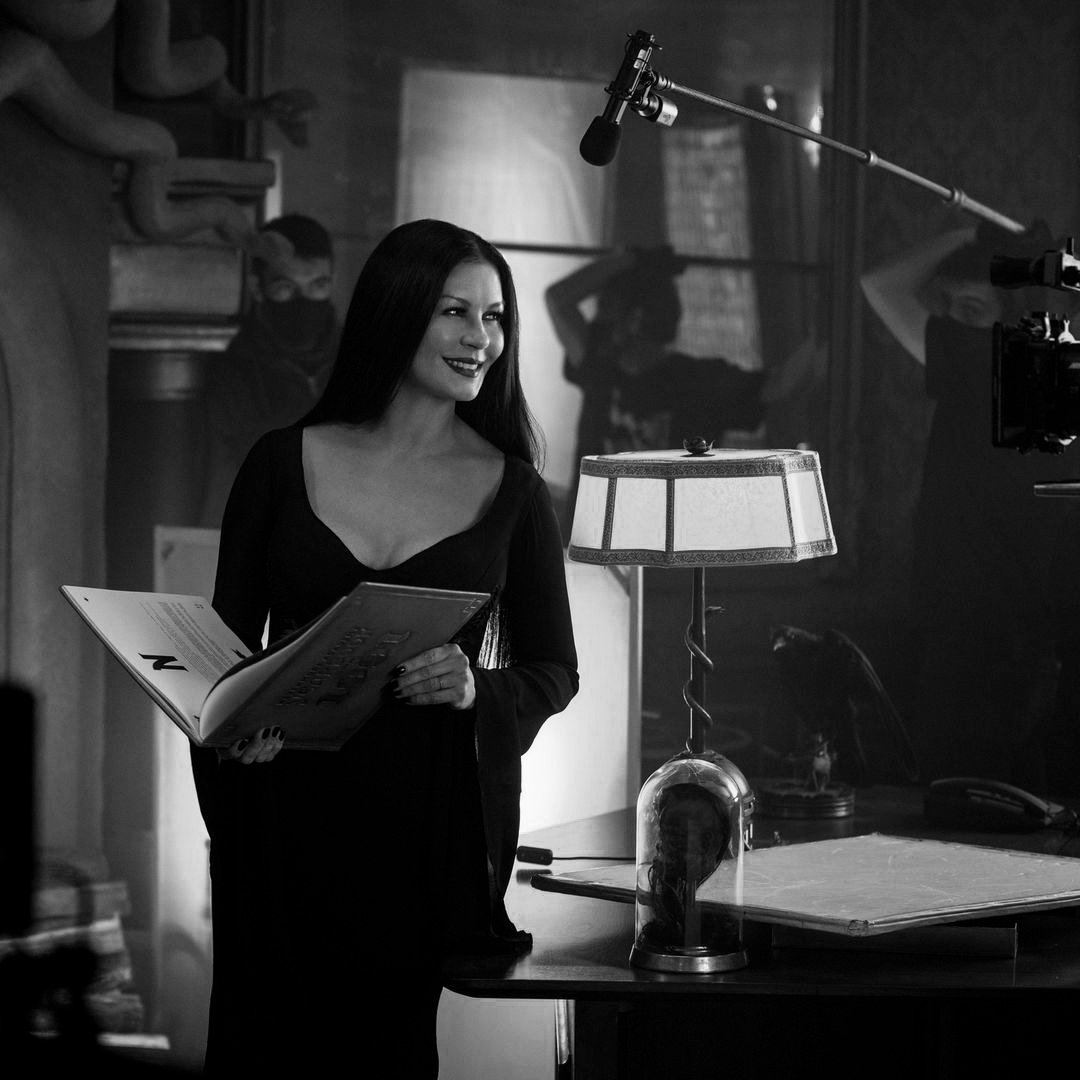 addamslegacy's tweet photo. Catherine Zeta Jones.

👩🏻 Morticia Fridays | Visit https://t.co/6TBS3SL0et

🕸 #addamsfamily #morticia #morticiaaddams #wednesdaynetflix #wednesdayaddams https://t.co/niaDY06ByX
