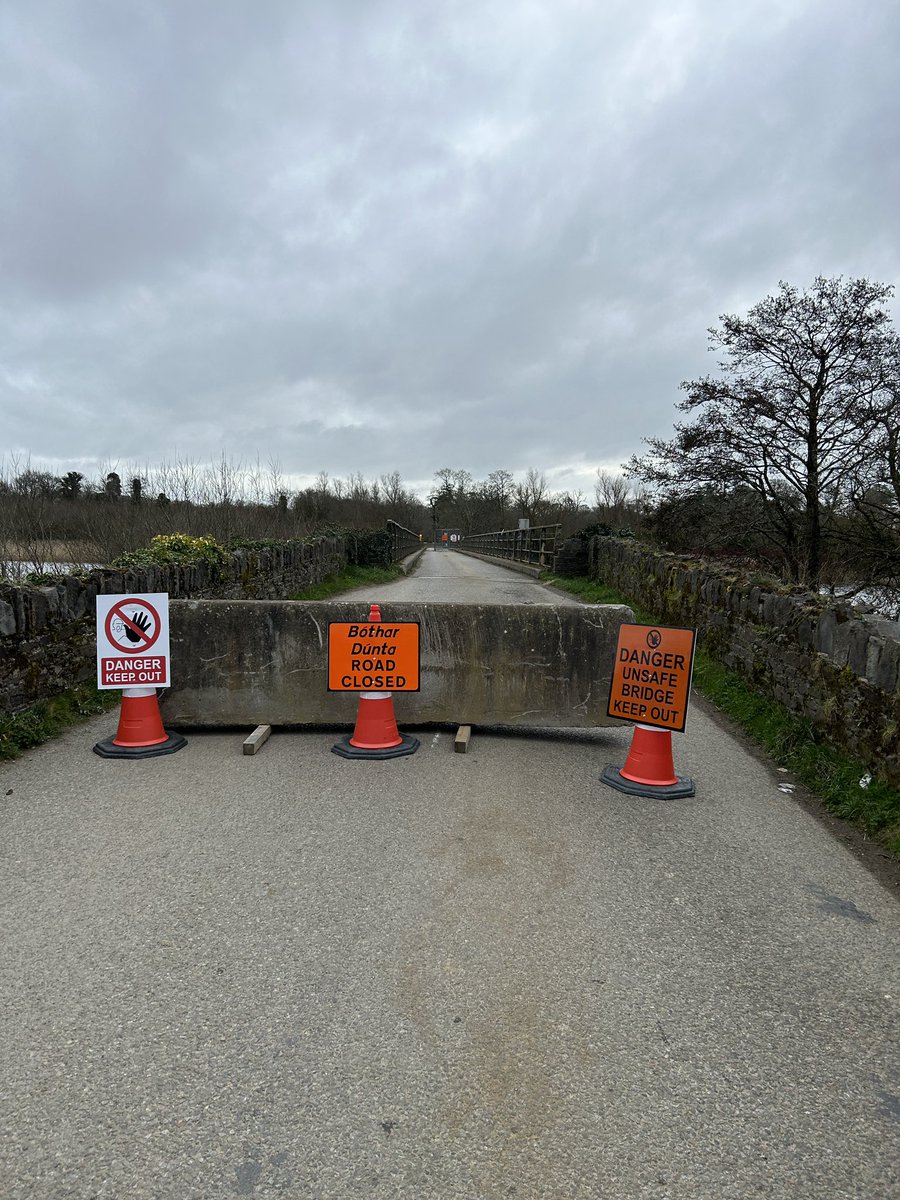 I have spoken to the Council about Edermine Bridge outside Enniscorthy.

The bridge will be closed for the coming days to check if there is any structural damage after the accident. 

As soon as I have any updates I will post them.
