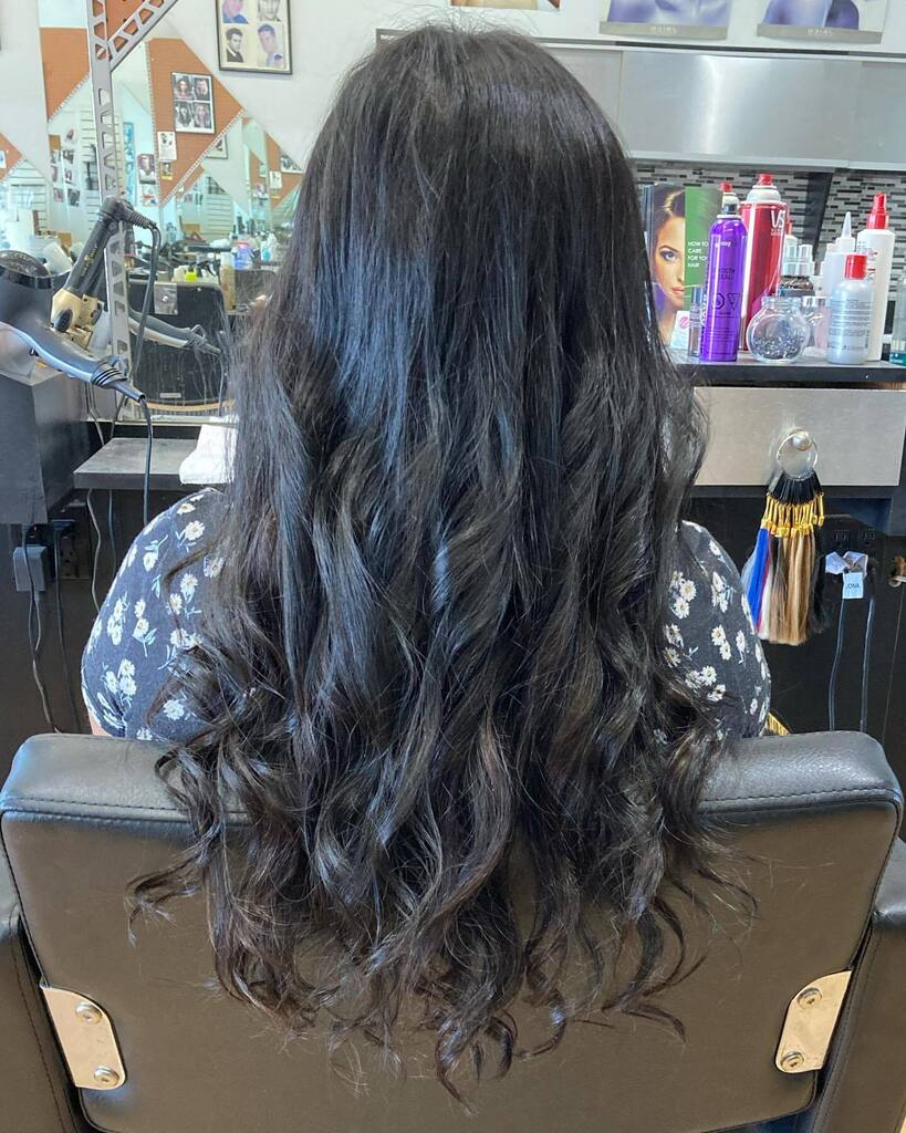 ibextensions's tweet image. Swipe to see the before! ➡️
.
.
#hairextensions #hairextensionstoronto #beautiful #hairextensionsbrampton instagr.am/p/CpDBNiSuB84/