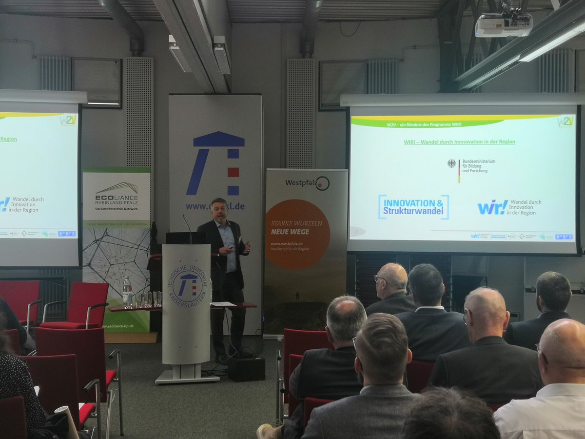 Dr. Michael Lakatos stellt #Waste2value - vom Reststoff zum biobasierten Kunststoff, Innovationspfade und technologische Ziele des Projektes vor 🌱