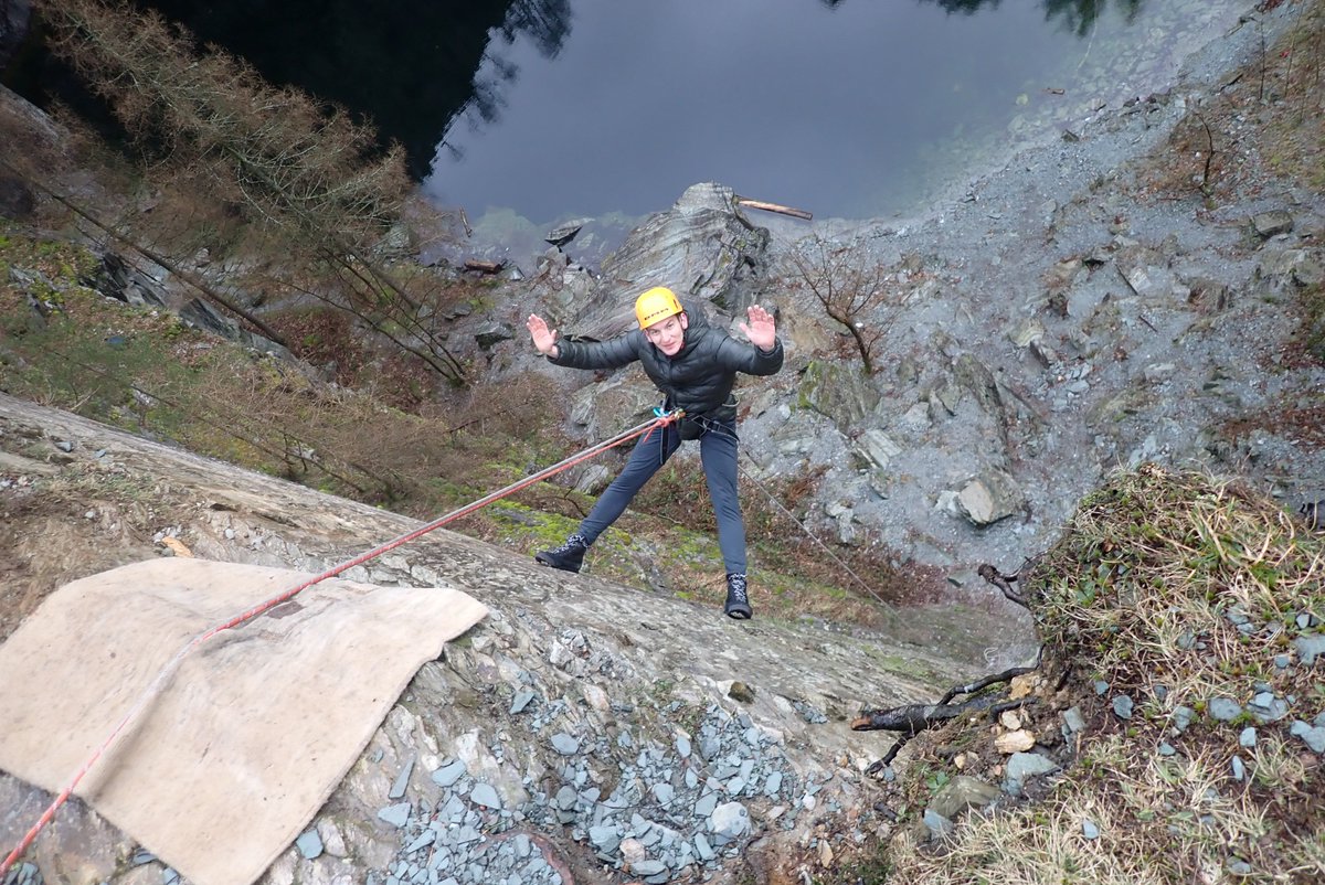 adventurenw's tweet photo. #abseiling #hodgeclose #coniston #lakedistrict #winter2023 #outdoor #adventure #activities #couples #staycation @adventurenw https://t.co/Vxy7qLBYKo