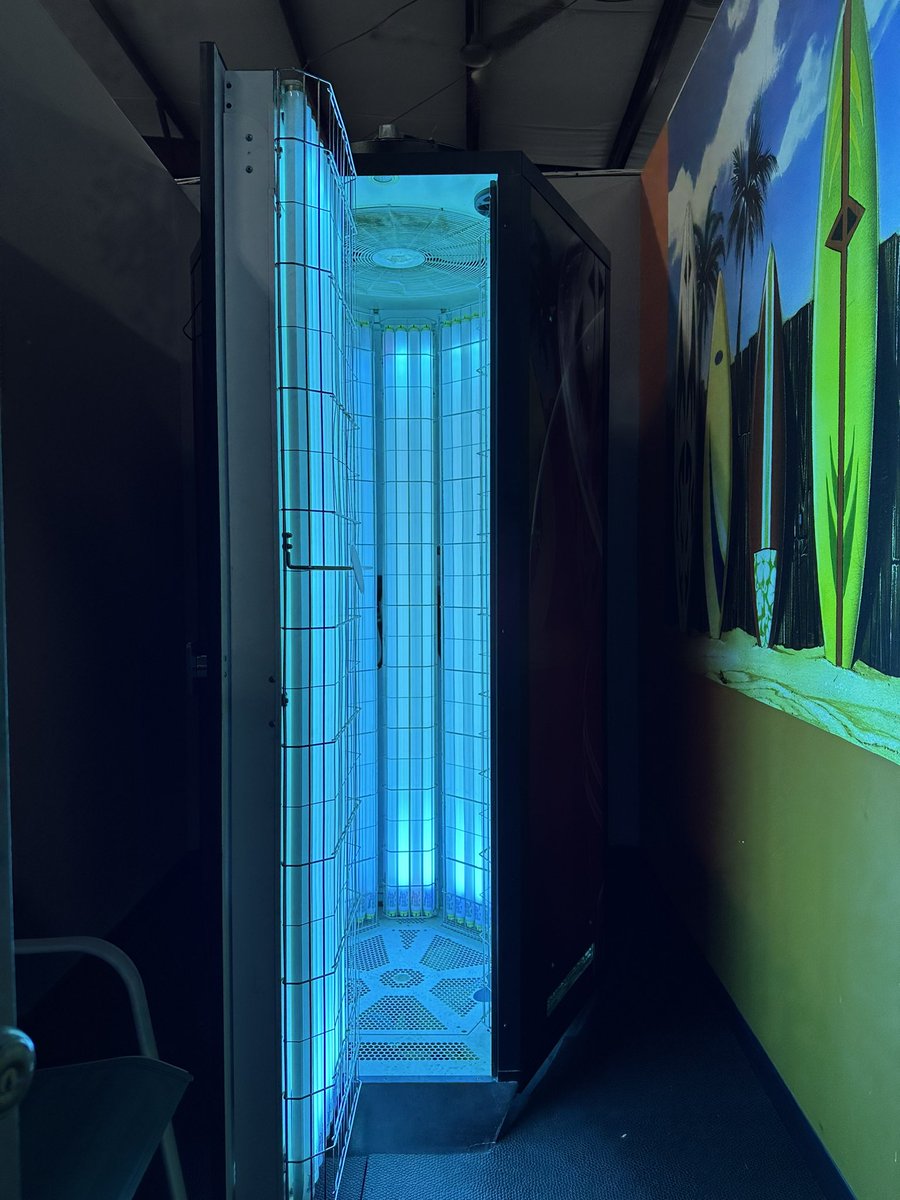RobQuimby's tweet photo. 🌞☀️Tanning Memberships💪💯
Stand up and Lay Down beds

Members -Tanning $9.99 a month (3 month minimum)
Non-Members -Tanning $19.99 a month (3 month minimum)

New Gym Members receive 3 free tanning visits with purchase of year or more   
#tan #tanning #tansalon #gymtan https://t.co/Ki9CaaDXAv