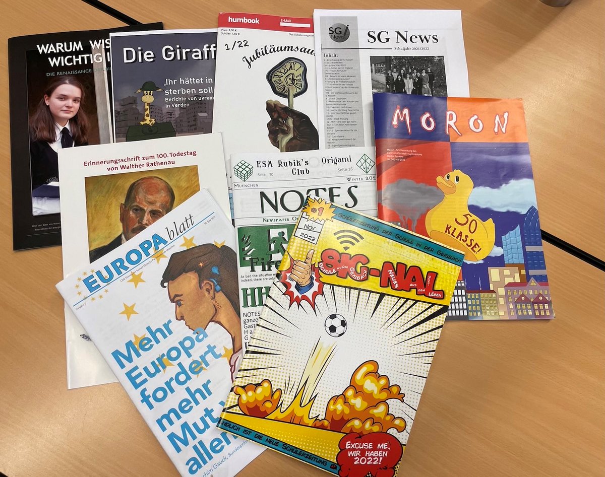 📣 Und der diesjährige Schülerzeitungspreis „Europa“ geht...

ins niedersächsische #Scheeßel. Und zwar an den Schülerzeitungsblog der Eichenschule. Herzlichen Glückwunsch! 📰👏

Weitere Informationen ➡️ europa.eu/!mjWK9x