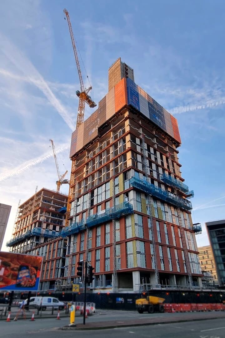 GroupStephenson's tweet photo. Swan Street's private residential development with RG Group very nearly at the top 🏗

Happy Friday Everyone!

#swanstreet #manchester #privateresidential #newbuild #reinforcedconcrete #rcframe #constructionuk #construct #concretesociety #rggroup #stephensongroup #teamstephenson https://t.co/1BKPH6AQPT