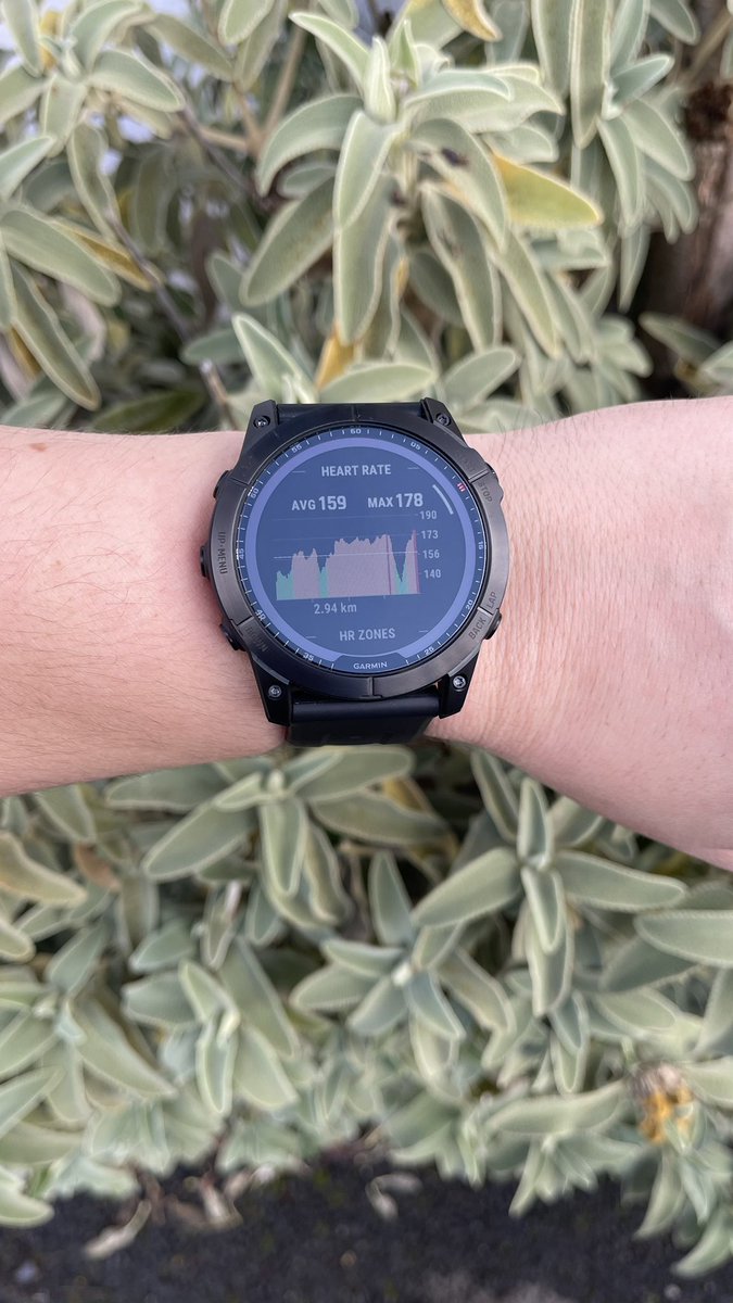 Pannacotech's tweet photo. Première sortie sport avec la dernière #Fenix7x de @GarminFrance 🏃🏃💨🔥🔥#garmin #fenix https://t.co/0IsTumzofT
