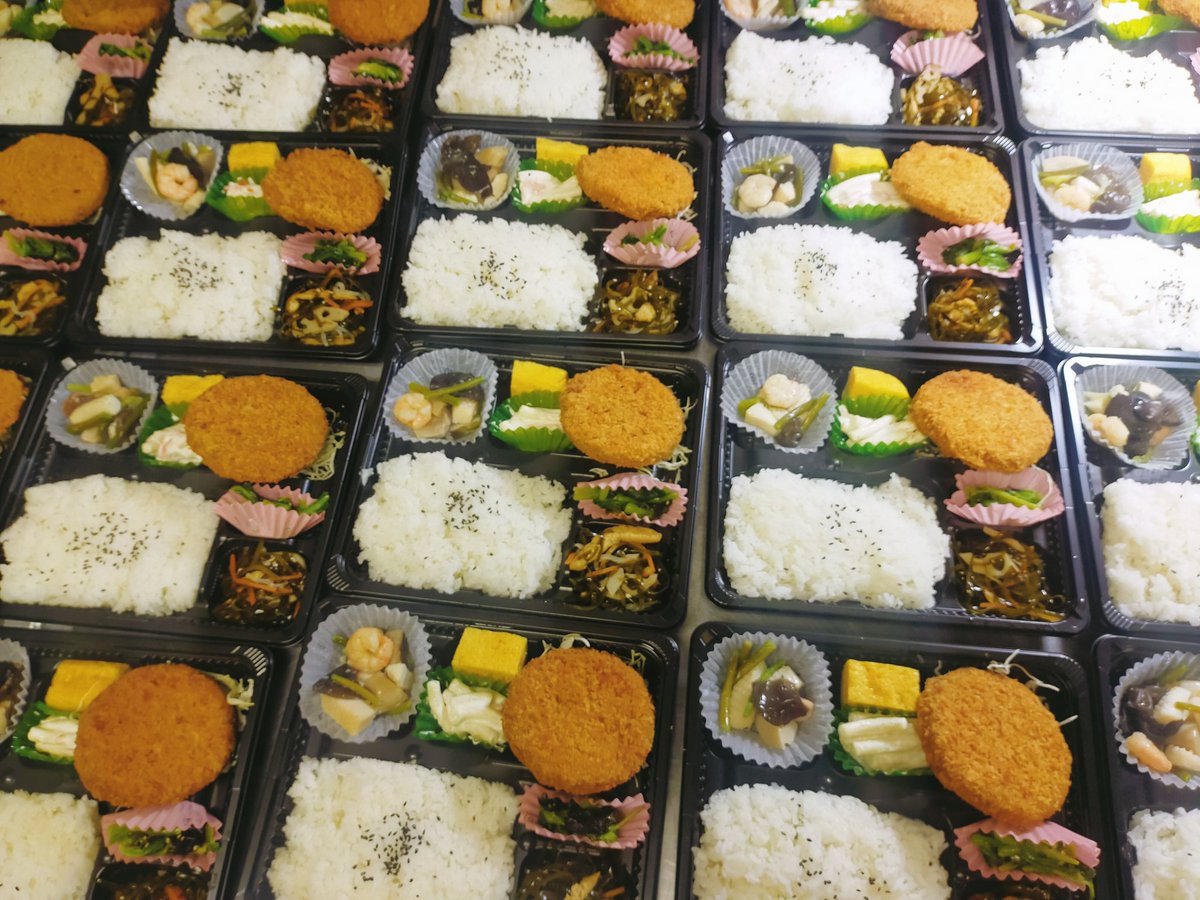 makanaiya49's tweet image. #2023年2月23日（木）
#祝日なのでお休みです
#定休日
#ご予約お弁当
#牛すき煮弁当
#豚ロース生姜焼き弁当
#お弁当
#テイクアウト
#宮町商店街振興組合
#お弁当記録