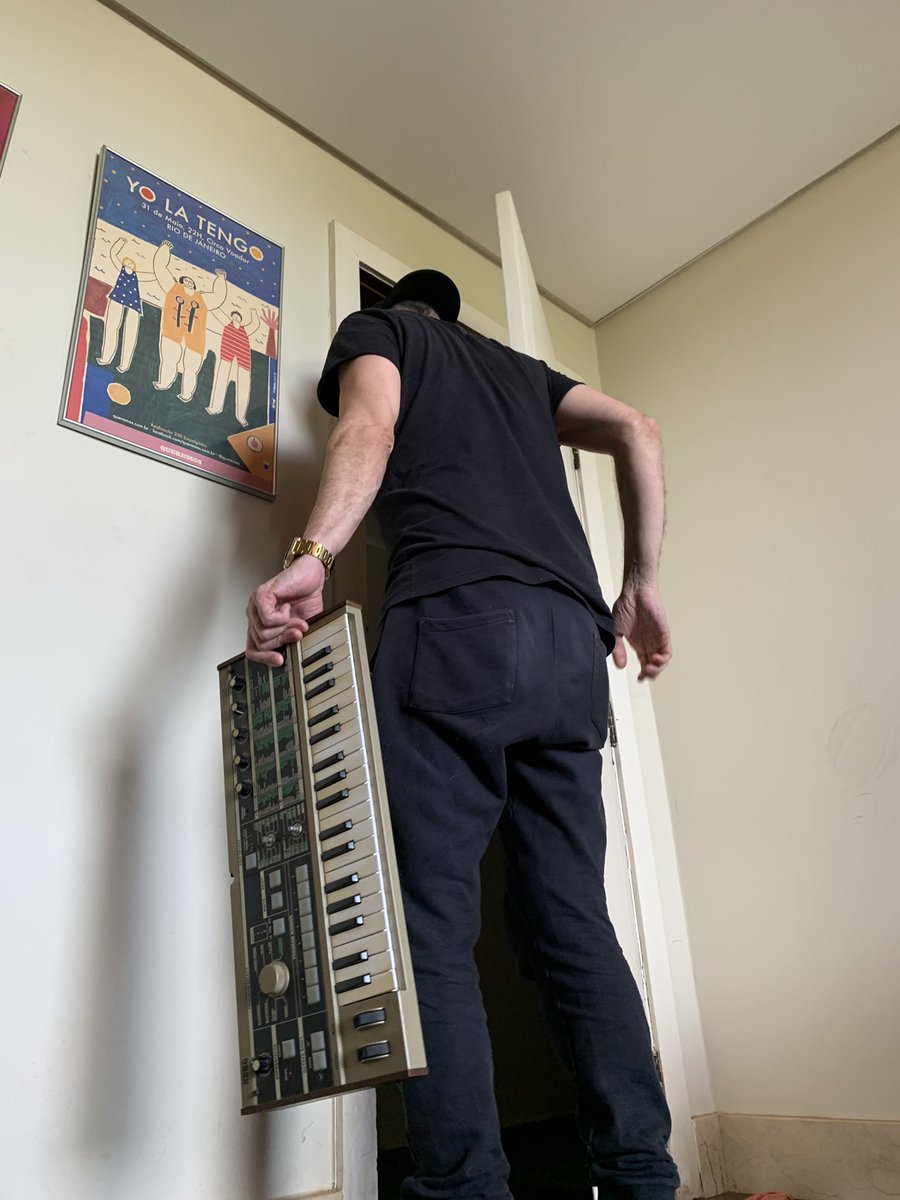 DJ_Hopper's tweet photo. Man Next Door #masiveattack #microkorg https://t.co/KURdPkynPH