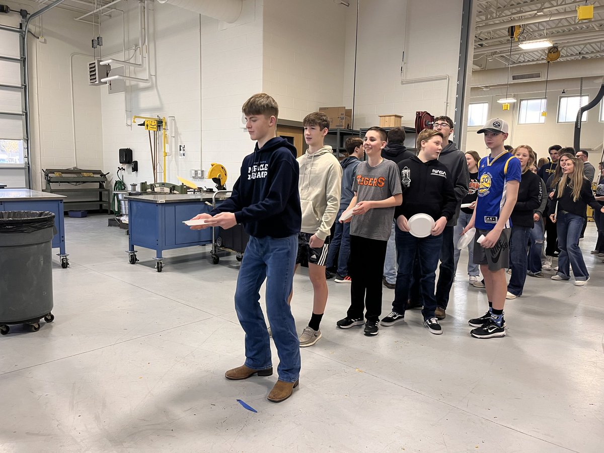 LCFFA1's tweet photo. This morning FFA members and LC Staff were treated to Pancakes from Katie’s Pancakes! We love trying to catch the pancakes as they flip through the air. Easily an FFA Member favorite celebration for FFA Week! https://t.co/gHBXRzMJND