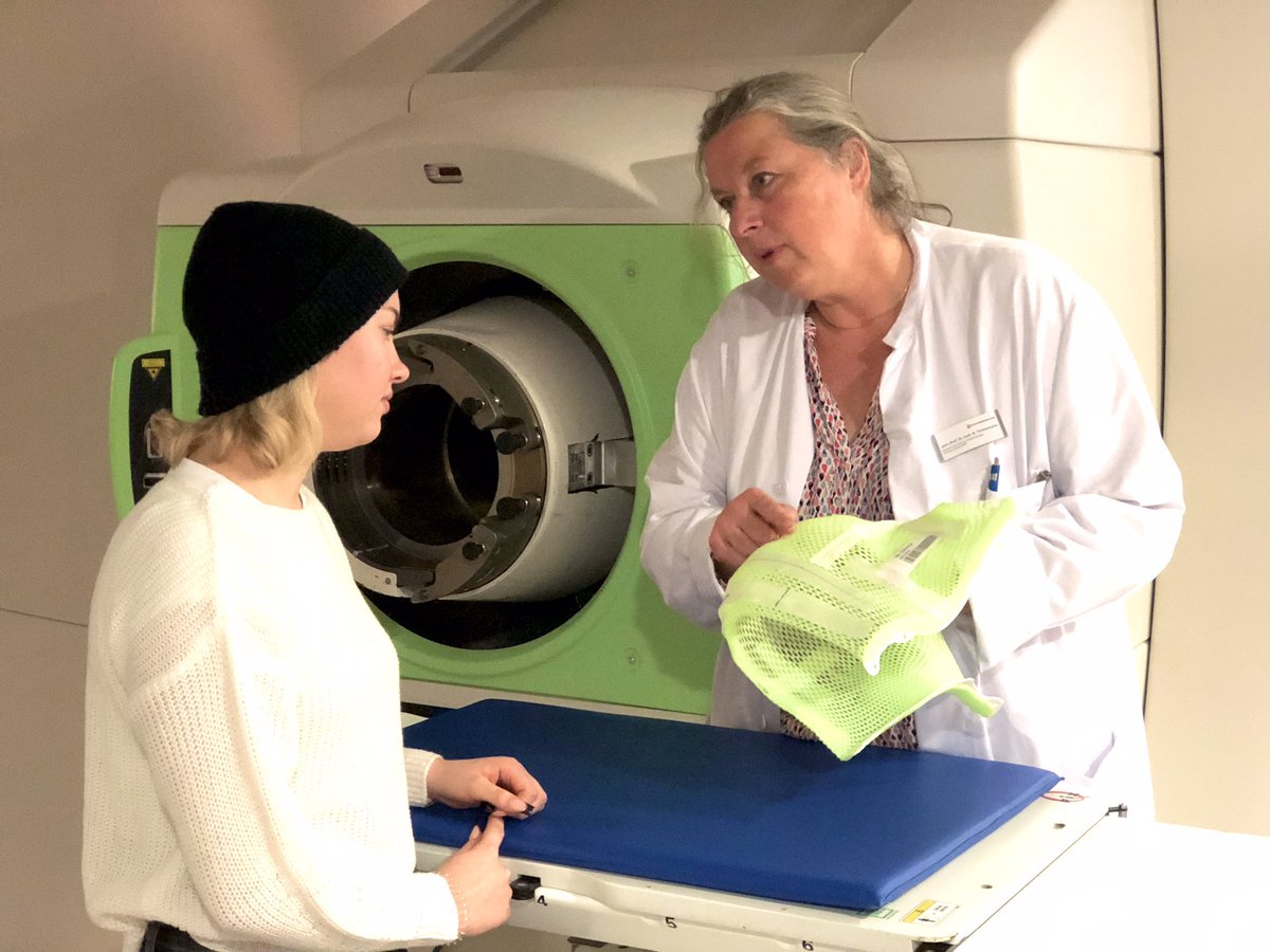 WPE (@wpe_essen) on Twitter photo 2000 Kinder wurden bis Anfang 2023 im WPE der <a href="/UniklinikEssen/">Uniklinikum Essen</a> mit der #Protonentherapie behandelt. Hintergründe zu diesem Meilenstein gibt es hier: bit.ly/3ZkPghB 2000 Kinder wurden bis Anfang 2023 im WPE der <a href="/UniklinikEssen/">Uniklinikum Essen</a> mit der #Protonentherapie behandelt. Hintergründe zu diesem Meilenstein gibt es hier: bit.ly/3ZkPghB