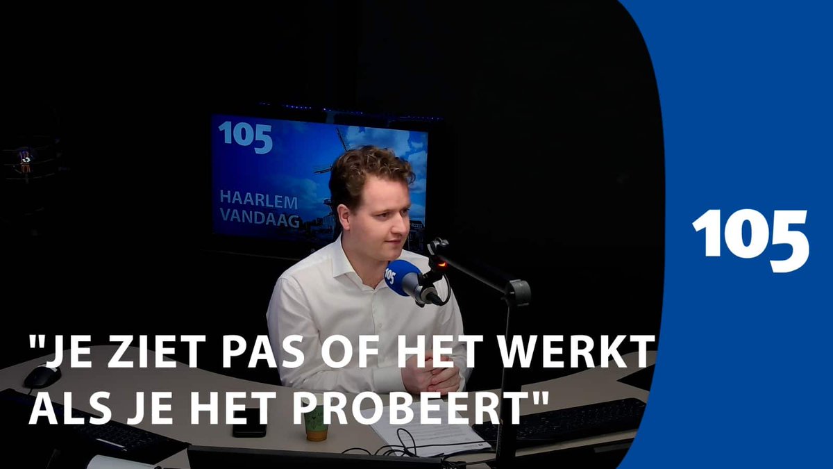 Haarlem105's tweet photo. Wethouder licht veranderingen parkeerbeleid live toe: 'Zandvoorters mogen overal parkeren en toeristen betalen hoofdprijs in woonwijken' - https://t.co/M09jJqKxv2 https://t.co/Wn9NZd9s38