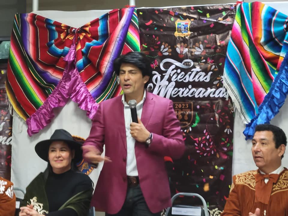 emevenoticias's tweet photo. "MATAMOROS TAMBIÉN ES MI TIERRA", VICTOR GARCÍA

El ex cantante de la Academia dijo estar muy contento en #Matamoros y por haber sido invitado a las fiestas mexicanas.
 https://t.co/0YzbIuKfc0 https://t.co/cS3gwUJP7d