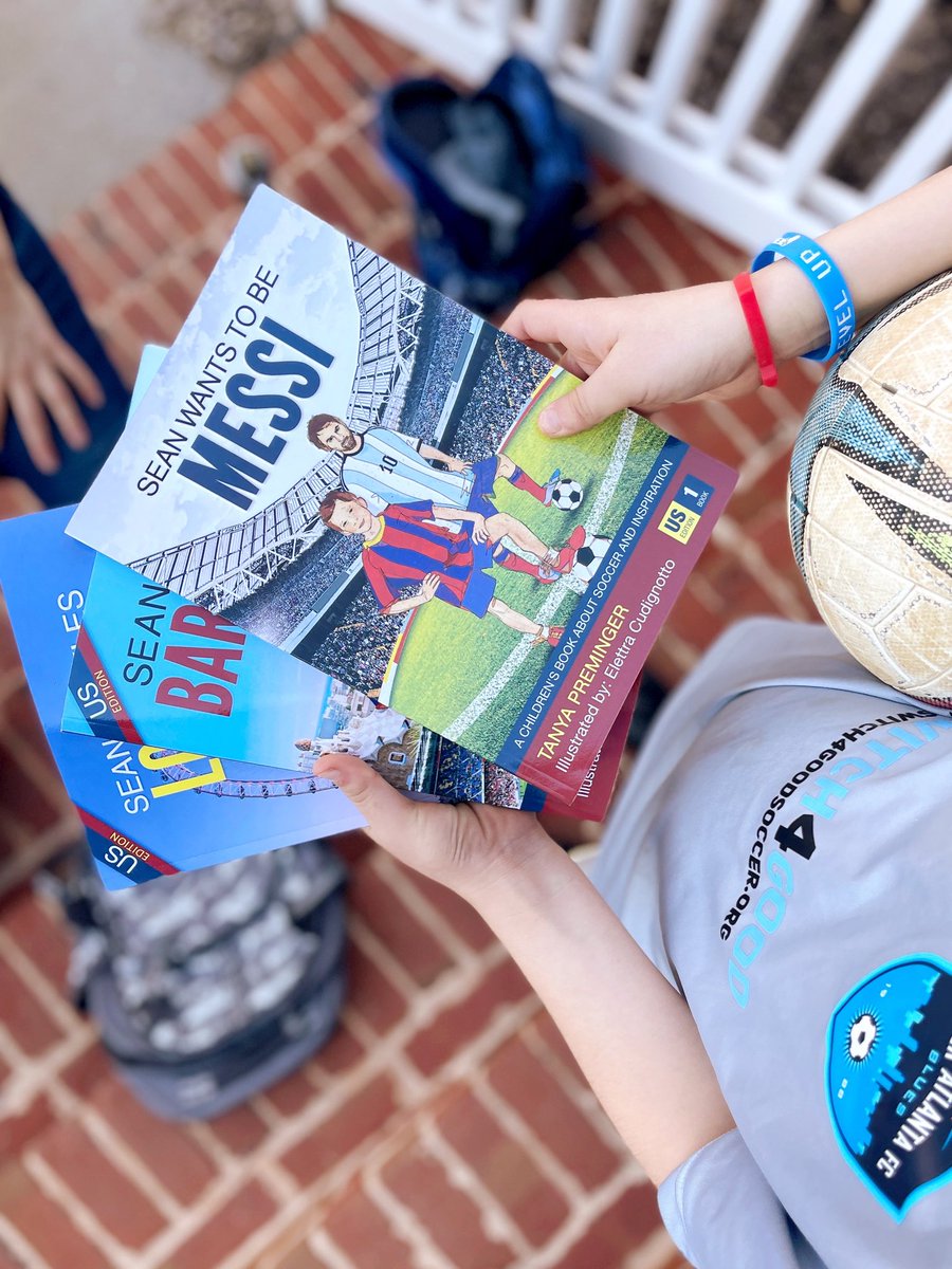 Gooooallll! ⚽️ We scored these awesome books from author @tanya_prem for our VHE library. Thank you so much for these cool books that will help us learn about people, places, and soccer! 

#virginiahighlandelementary #soccerbooks #fillourlibrary