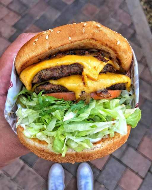 The Habit Burger Grill tweet media