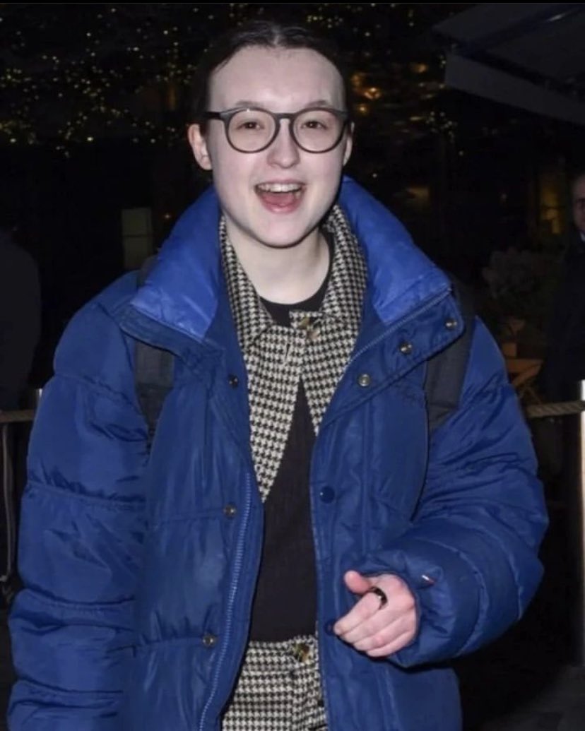 Bella Ramsey Updates on Twitter "New New pictures of Bella Ramsey at